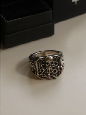 Clocks and Colours Silver Skull & Octopus Signet Ring - Gothic Statement size 13